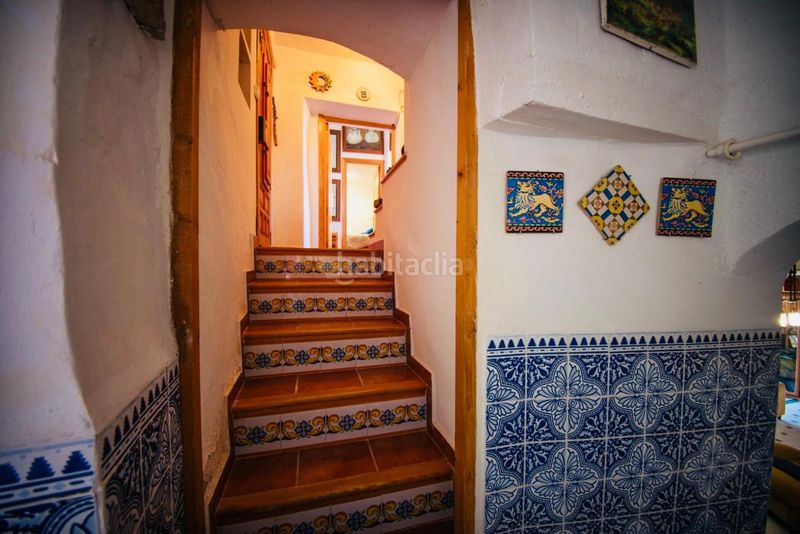 Foto b021a37d-98b0-4563-84ab-83f86131954e. Casa adossada a Bocairent