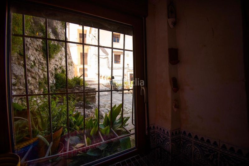 Foto b506e8b4-a552-41fa-a56e-ae5e7c657c53. Casa adossada a Bocairent