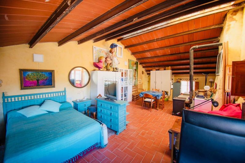 Foto f9862a4c-591f-4091-bad2-95c89d8aaf4c. Casa adossada a Bocairent