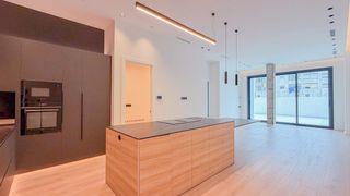 Appartamento  Carrer del doctor fleming. Planta baja con terraza de 50 m2 en el centro de vilanova i la g