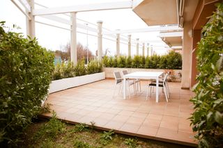 Planta baixa  Avenida de la vall d'aro. Tranquilidad  y elegancia