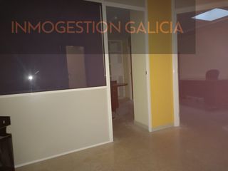 Rent Office space in Plaza pontevedra 14. Oficina en pleno centro