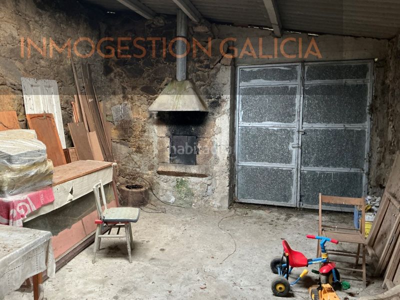 Foto ce3137c1-c942-443d-8596-f696bb8be09f. Masia a Laracha