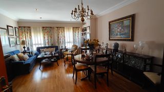 Pis  Carrer del mur 7. Amplia vivienda en rentabilidad en alzira