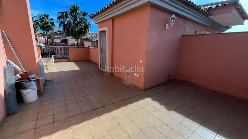 Foto 56fb1d43-8187-4782-b3c7-04b658adcf51. Casa adossada amb calefacció aparcament piscina a Málaga