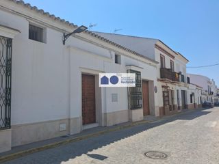 House in Moguer. Casa de pueblo en venta