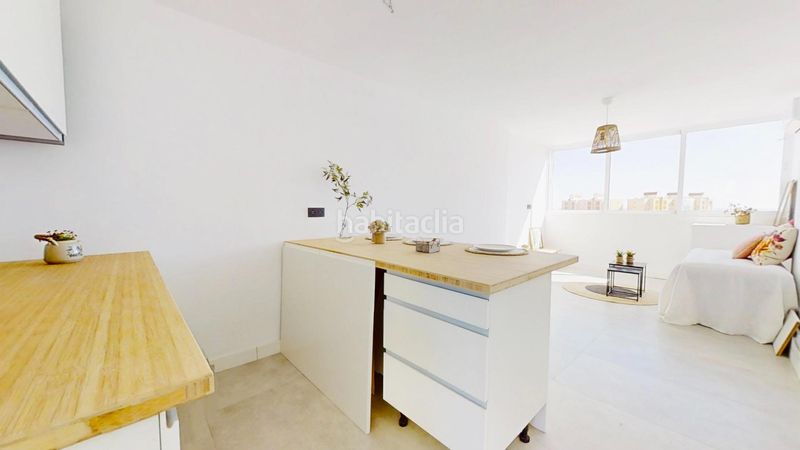 Foto 77da39fa-8d13-4b60-ab80-83ff7ca94178. Estudi a avenida inglaterra 81 a Los Europeos Torrevieja