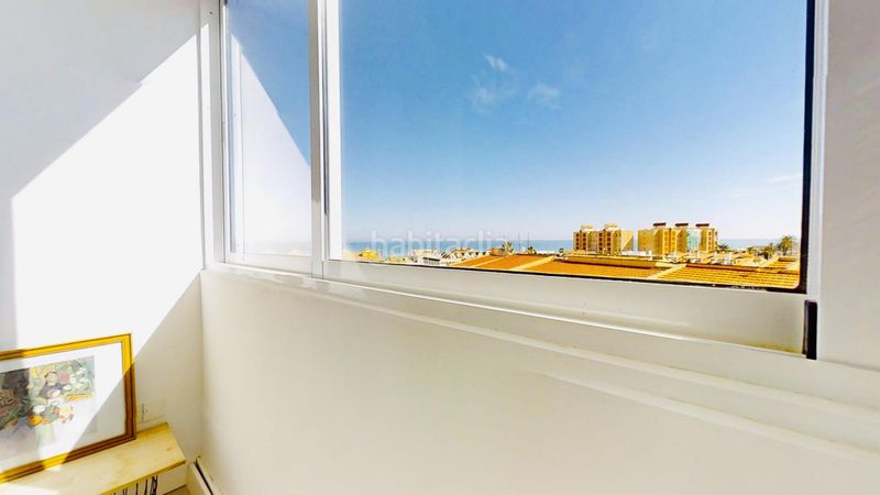 Foto 7bbf7120-d0a2-4b0b-bf16-9e8f0ebe582a. Estudi a avenida inglaterra 81 a Los Europeos Torrevieja