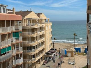 Piso en Calle virgen del carmen 7. Donde e mar se convierte en rutina...