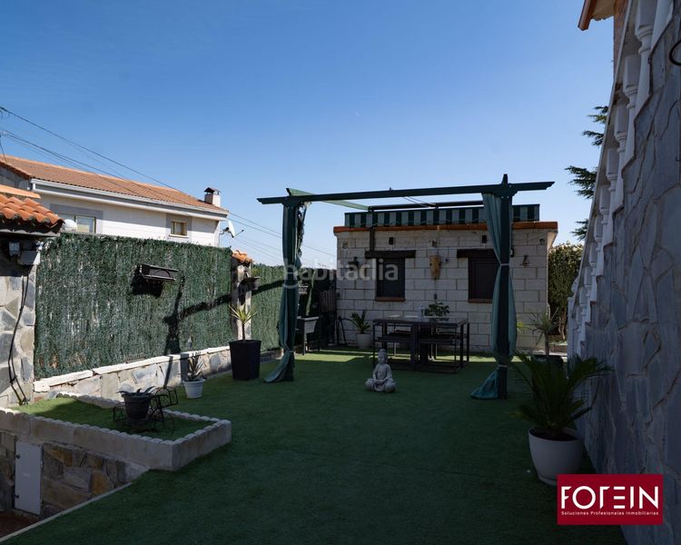 Foto f36a8e70-1c8b-44b1-b91b-eb1800643a57. Xalet amb calefacció aparcament piscina a Torrejón del Rey