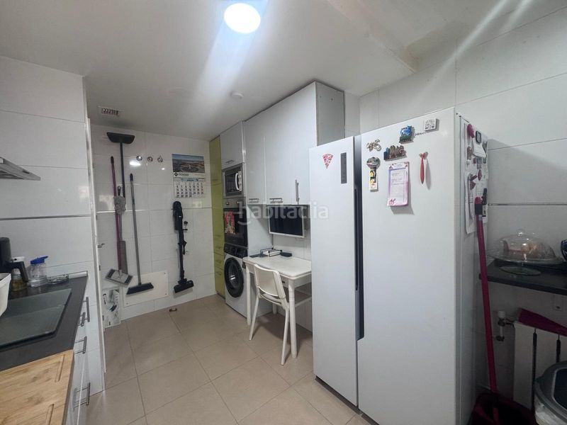 Foto 1aba6384-c3c8-407c-bc36-f20a72baf283. Pis amb calefacció aparcament piscina a Yebes - valdeluz Yebes