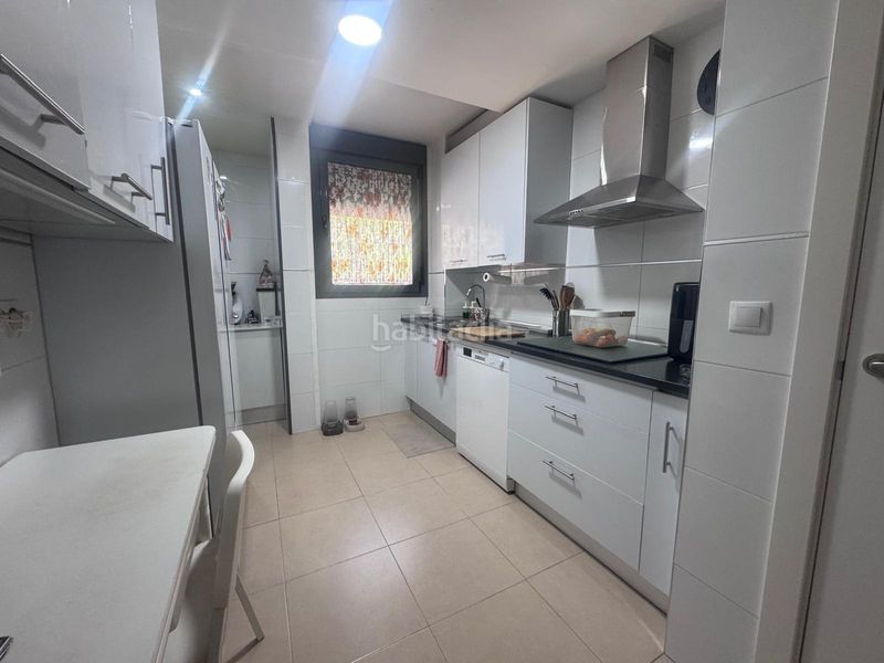 Foto 3c57481d-8506-460a-b545-e3bcbe67e758. Pis amb calefacció aparcament piscina a Yebes - valdeluz Yebes