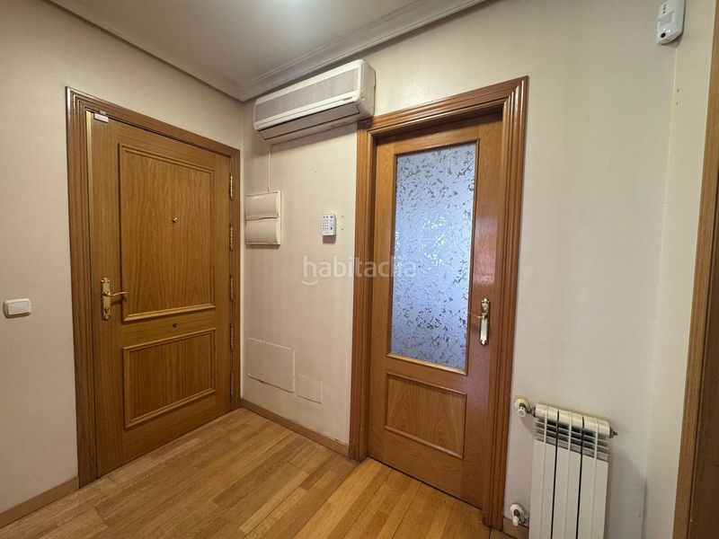 Foto 4e98463d-2410-4b65-8bd0-a4e3f03e3ba6. Pis a Cortes-Huertas Madrid