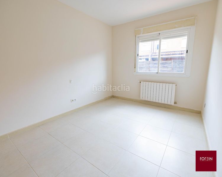 Foto 99c8a7f2-f136-421d-922a-149cb82e3f54. Casa adossada amb calefacció a Yebes - pueblo Yebes