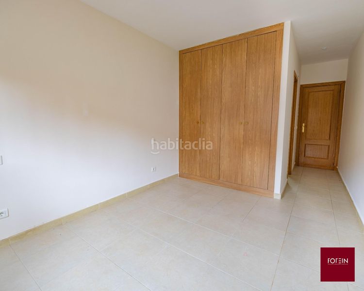 Foto a4c92650-f0a0-4b1e-a5e4-da08c9ec2bbc. Casa adossada amb calefacció a Yebes - pueblo Yebes