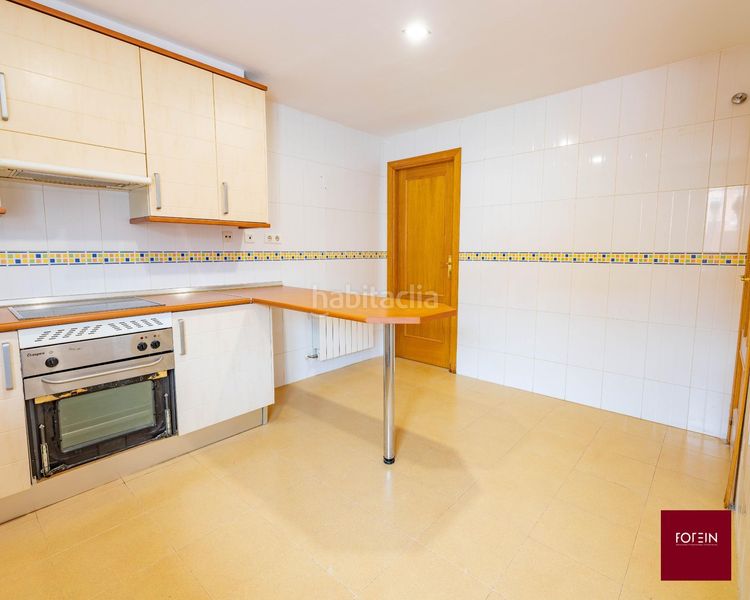 Foto c87fca18-748f-4055-940a-7dab9d80c86a. Casa adossada amb calefacció a Yebes - pueblo Yebes