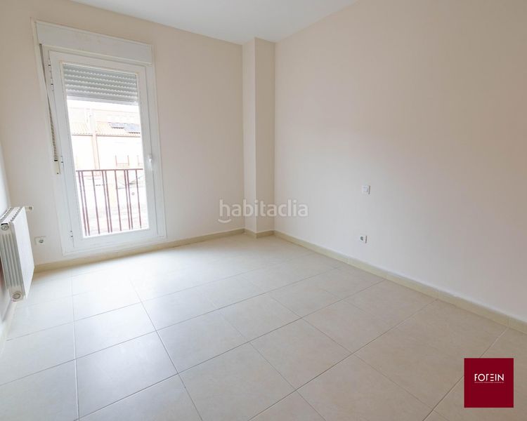 Foto e8ab4b5a-72a6-409a-86b5-25161e25c2a1. Casa adossada amb calefacció a Yebes - pueblo Yebes