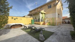 Towny house in Cabanillas del Campo. Espectacular chalet en la zona del golf!!