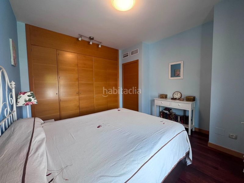 Foto 4b92be99-e37d-4044-b696-11e7e4635c85. Casa aparellada amb calefacció aparcament piscina a Yebes