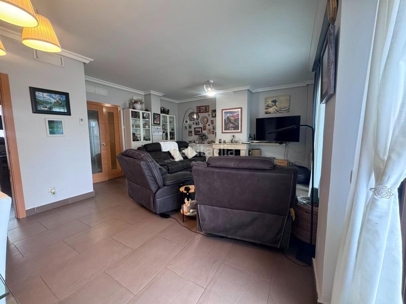 Foto a72e67a9-c18b-4f9d-933c-f50b13808e78. Casa aparellada amb calefacció aparcament piscina a Yebes