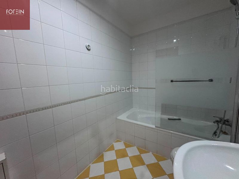 Foto b288bae0-b12e-4f47-8e2c-45cb1267ff05. Casa adossada amb calefacció aparcament a Alovera