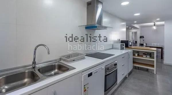 Foto 7241ce7a-4707-41da-aae2-6e8cc46a52a1. Pis amb calefacció a Plaza de Toros Granada