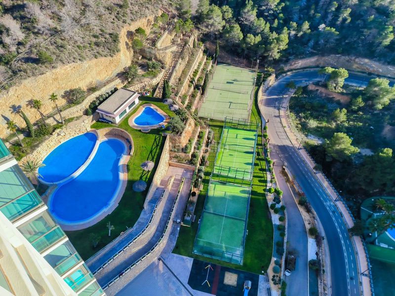 Foto ec960d24-a6e1-40ad-b0c4-289be557f845. Apartament amb aparcament a Rincón Alto Benidorm