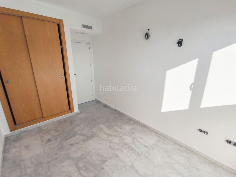Foto f0e52e90-84af-4a69-a1c6-fe94eff9e401. Apartament amb aparcament a Rincón Alto Benidorm