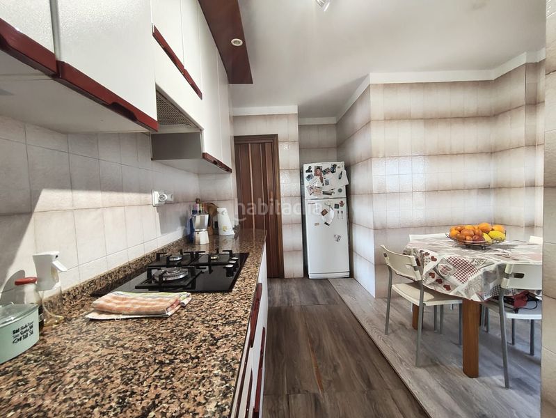 Foto d3b3e1dc-eb6b-4603-9cca-8a6973ee1358. Piso precioso reformado piso con 3 dormitorios y vistas panorámicas en rincón de lóix llano. en Benidorm