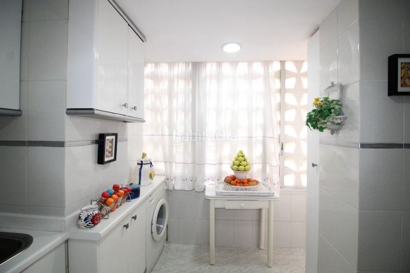 Foto 045a0904-3c8d-499e-b233-3f44951363d1. Apartament amb calefacció aparcament piscina a Playa Levante Benidorm