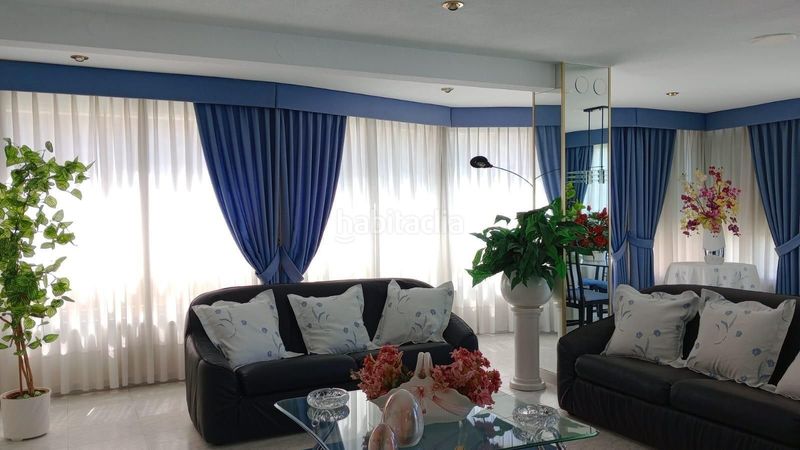 Foto 60df9487-9b05-4bac-8f52-658f8a4c6d8e. Apartament amb calefacció aparcament piscina a Playa Levante Benidorm