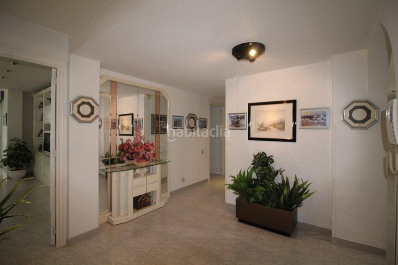 Foto 69b36fdd-f39c-44b9-b84c-47740431e23e. Apartament amb calefacció aparcament piscina a Playa Levante Benidorm