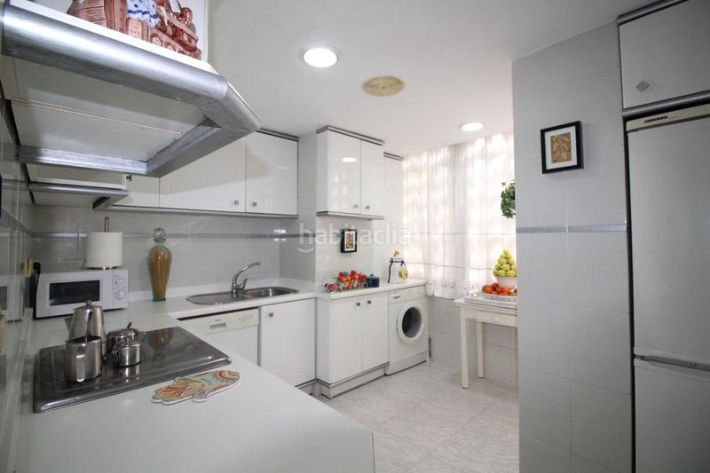 Foto a1c4bd03-444c-4073-8e84-8933d9362d13. Apartament amb calefacció aparcament piscina a Playa Levante Benidorm