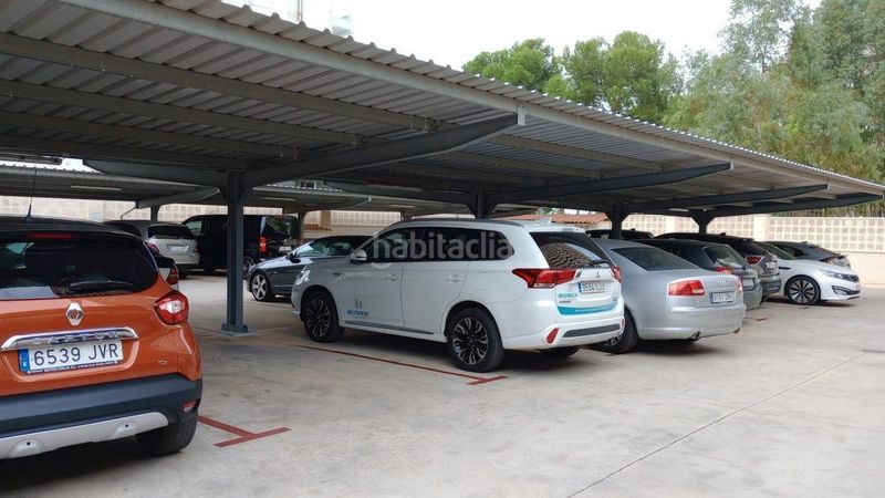 Foto fe66139b-975f-426d-9ba7-cfdacbec781c. Apartament amb aparcament piscina a Playa Levante Benidorm