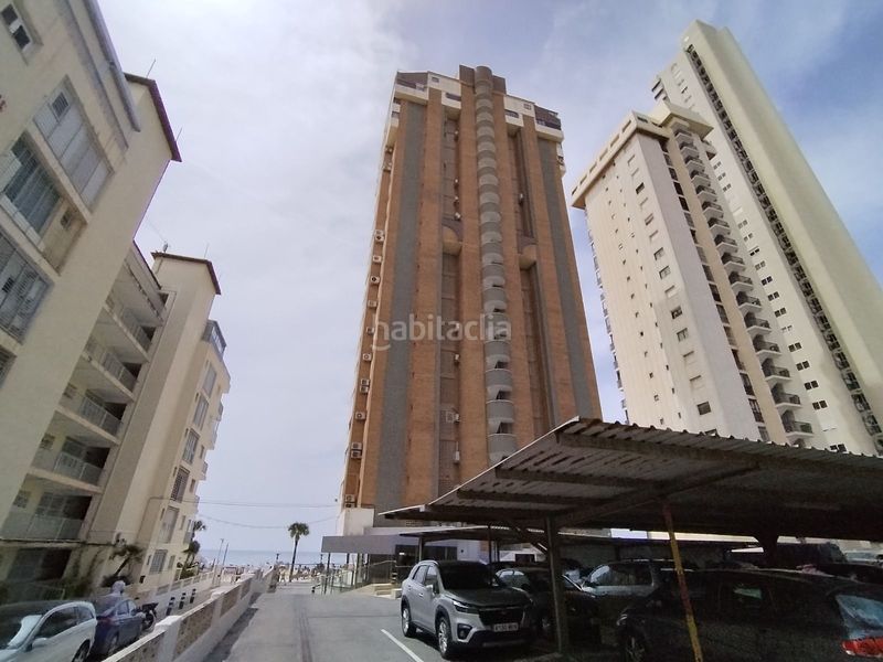 Foto f78491cc-20d0-4ac7-8688-539dfeeba17b. Apartament amb aparcament a Playa Levante Benidorm