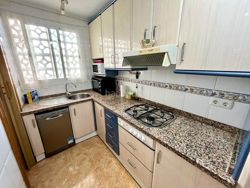 Foto fb604646-f4c4-42c9-a5ee-c1a7ce297584. Apartament amb calefacció aparcament piscina a Rincón Bajo Benidorm