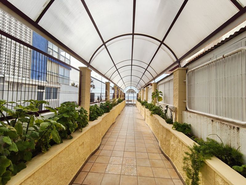 Foto 01e7ce55-3113-42e7-ba55-737ac1da1503. Estudi amb aparcament a Playa Levante Benidorm