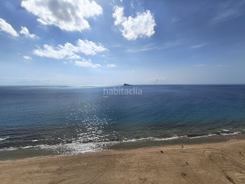 Foto b6833952-7003-41fb-8b36-69437cd0e525. Estudi amb aparcament a Playa Levante Benidorm