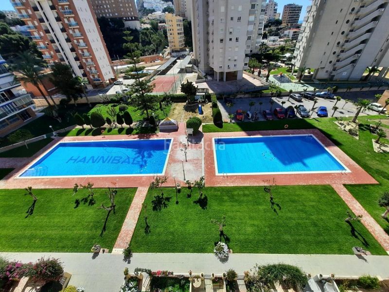 Foto f07aef92-c67d-4aa9-8ec2-b01b57e7fc28. Apartament amb aparcament a cala Finestrat Finestrat