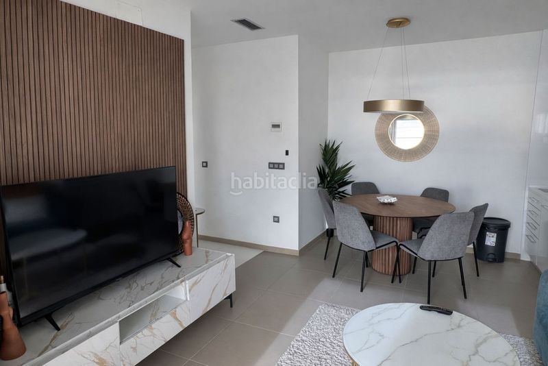 Foto 19b60da8-029c-4009-b4fc-3e8f2ad61cd4. Apartament amb aparcament a Playa Poniente Benidorm