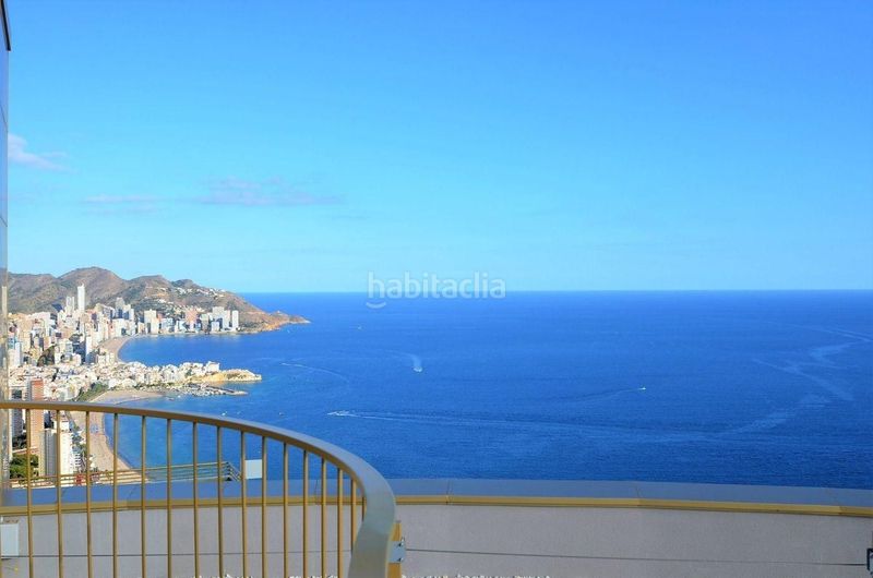 Foto 01e2d1c3-e36b-437a-8f06-9c05fbb6097c. Apartament amb calefacció aparcament piscina a Playa Poniente Benidorm