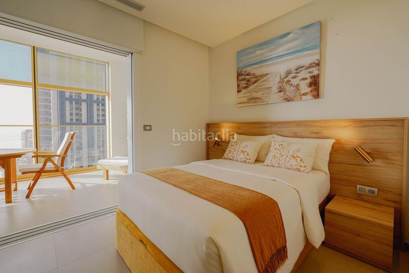 Foto 0473e61b-c36f-4e60-a620-9e50ec885315. Apartament amb calefacció aparcament piscina a Playa Poniente Benidorm