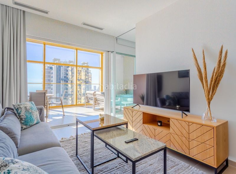 Foto 0f0be879-5a8e-4bf6-aef2-1e03dea1e5ae. Apartament amb aparcament a Playa Poniente Benidorm