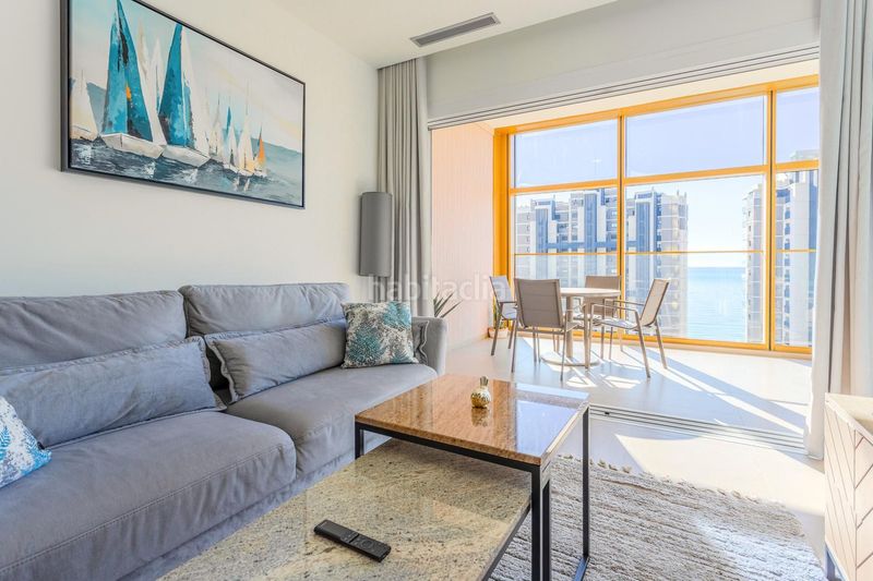 Foto b7a73fa1-b541-4f46-bba7-3f3f22b0241d. Apartament amb aparcament a Playa Poniente Benidorm