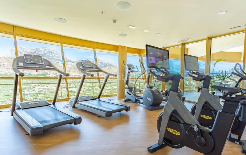 Foto 641c9237-f924-4382-9674-3f629d6883fd. Apartament amb aparcament a Playa Poniente Benidorm