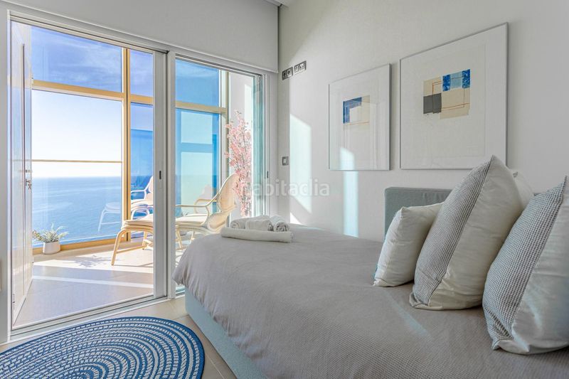 Foto 0fbd4d8f-a0cc-4883-ab7b-146bdea67a3b. Apartament amb aparcament a Playa Poniente Benidorm