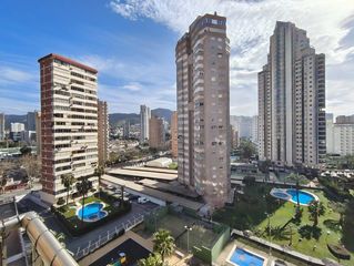 Apartament  Avenida del almirall bernat de sarrià. Apartamento con 2 terrazas soleadas y vistas panorámicas en zona