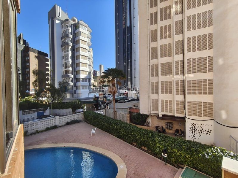 Foto c849a5ea-2221-415b-9a44-de87792f0ab0. Apartament amb aparcament piscina a Rincón Alto Benidorm
