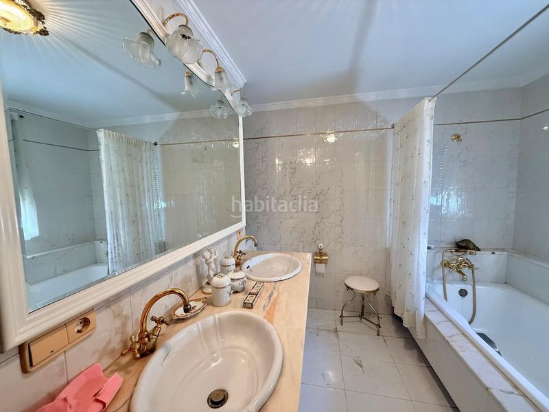 Foto 7c656b00-6f49-4994-b95f-60b02a5dc970. Apartament amb calefacció aparcament piscina a Playa Levante Benidorm