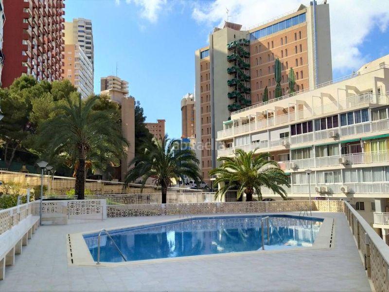 Foto c83f0e9c-639d-496a-8706-9a41f893b73f. Apartament amb aparcament a Rincón Alto Benidorm